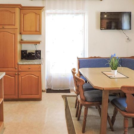 Two-Bedroom Apartment In Viehhofen Luaran gambar